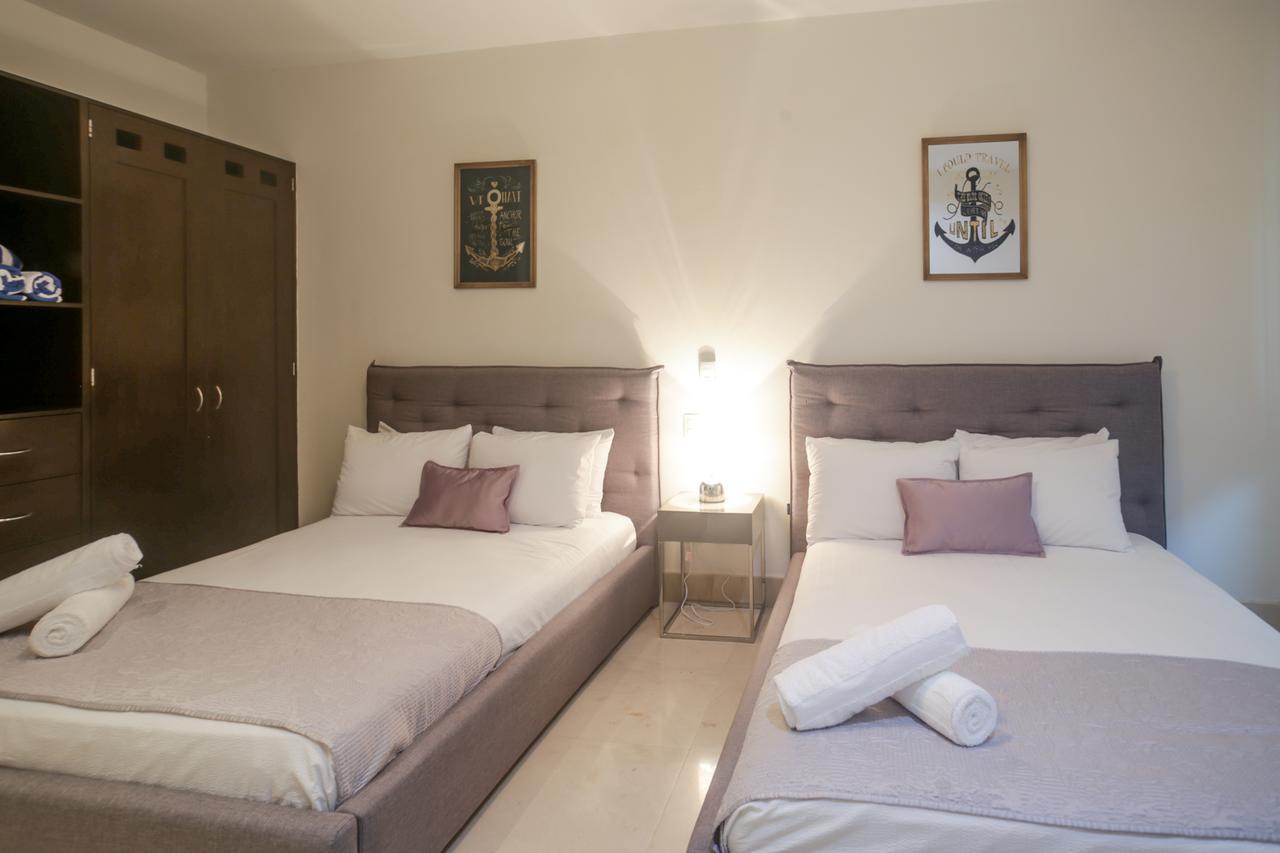 Luxurious & In Playa Steps From The Appartamento *