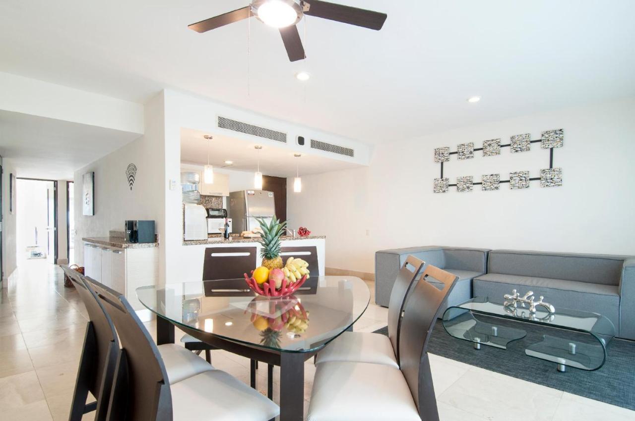 Luxurious & In Playa Steps From The Appartamento